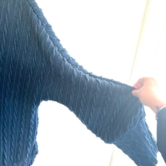 Blue cable knit sweater 1x - Picture 3 of 4